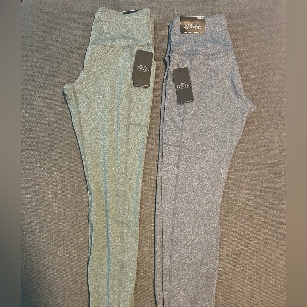 NWT New York Laundry Sport leggings with side pockets blank and green